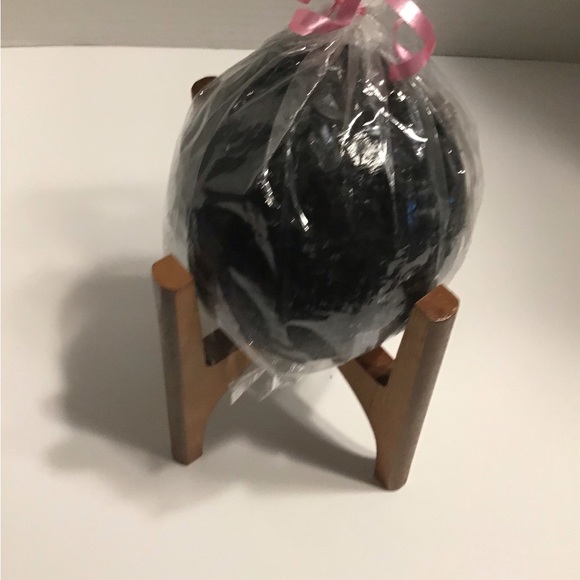 Mardi Gras New Orleans Zulu 2023 Authentic Coconut (New) - Picture 6 of 8